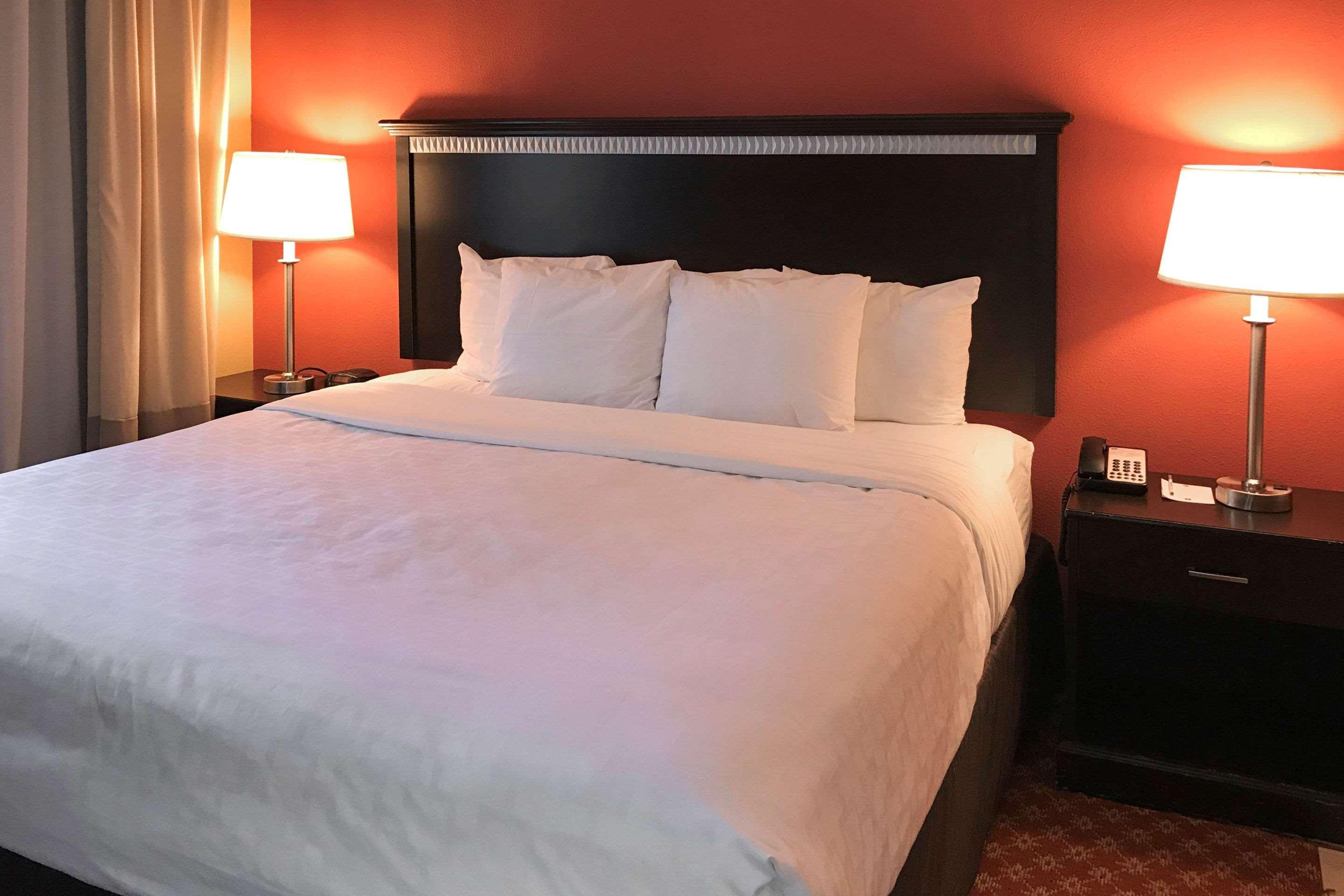 Clarion Hotel & Conference Center Toms River Exteriér fotografie